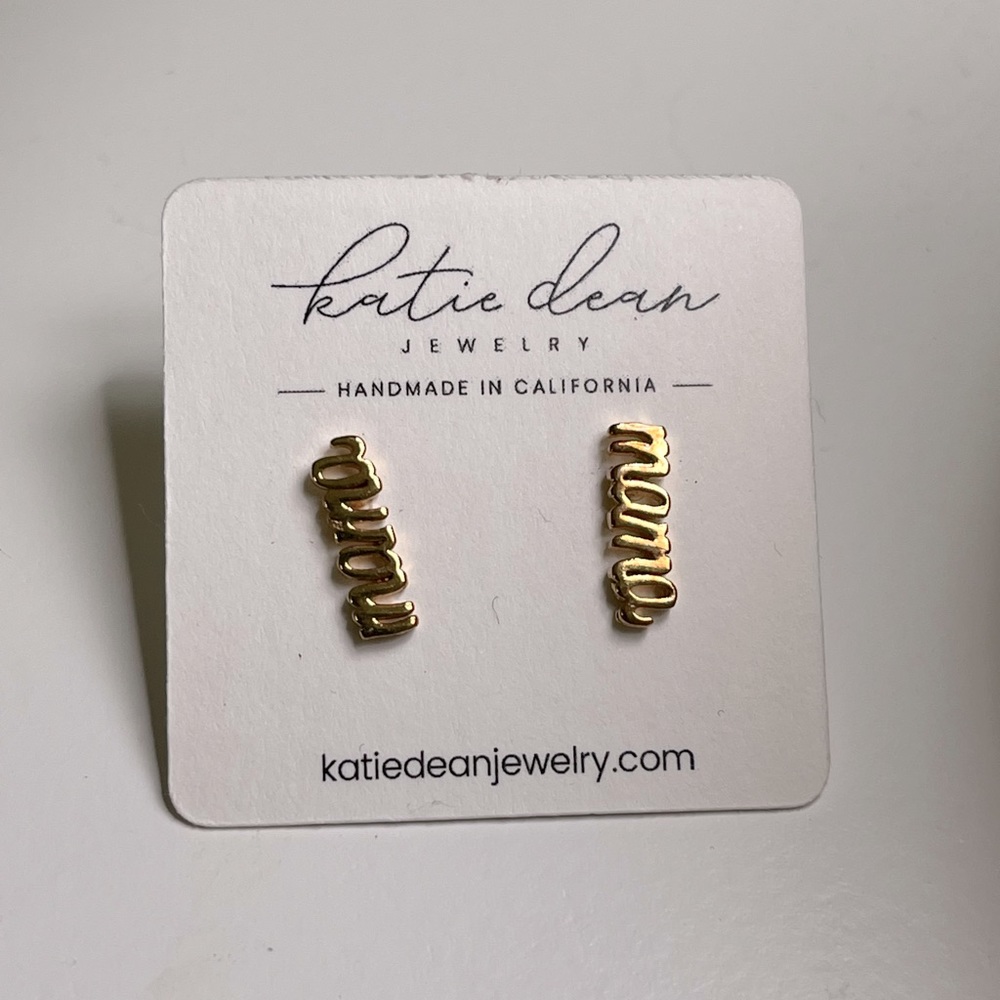 Gold mama earrings/studs